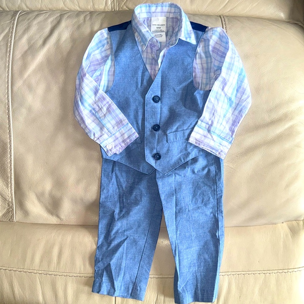 Van Heusen 18M Formal 3-Piece Suit